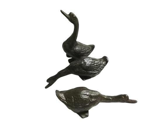 Cast Iron Set of 3 Geese - Rustic Garden Decor