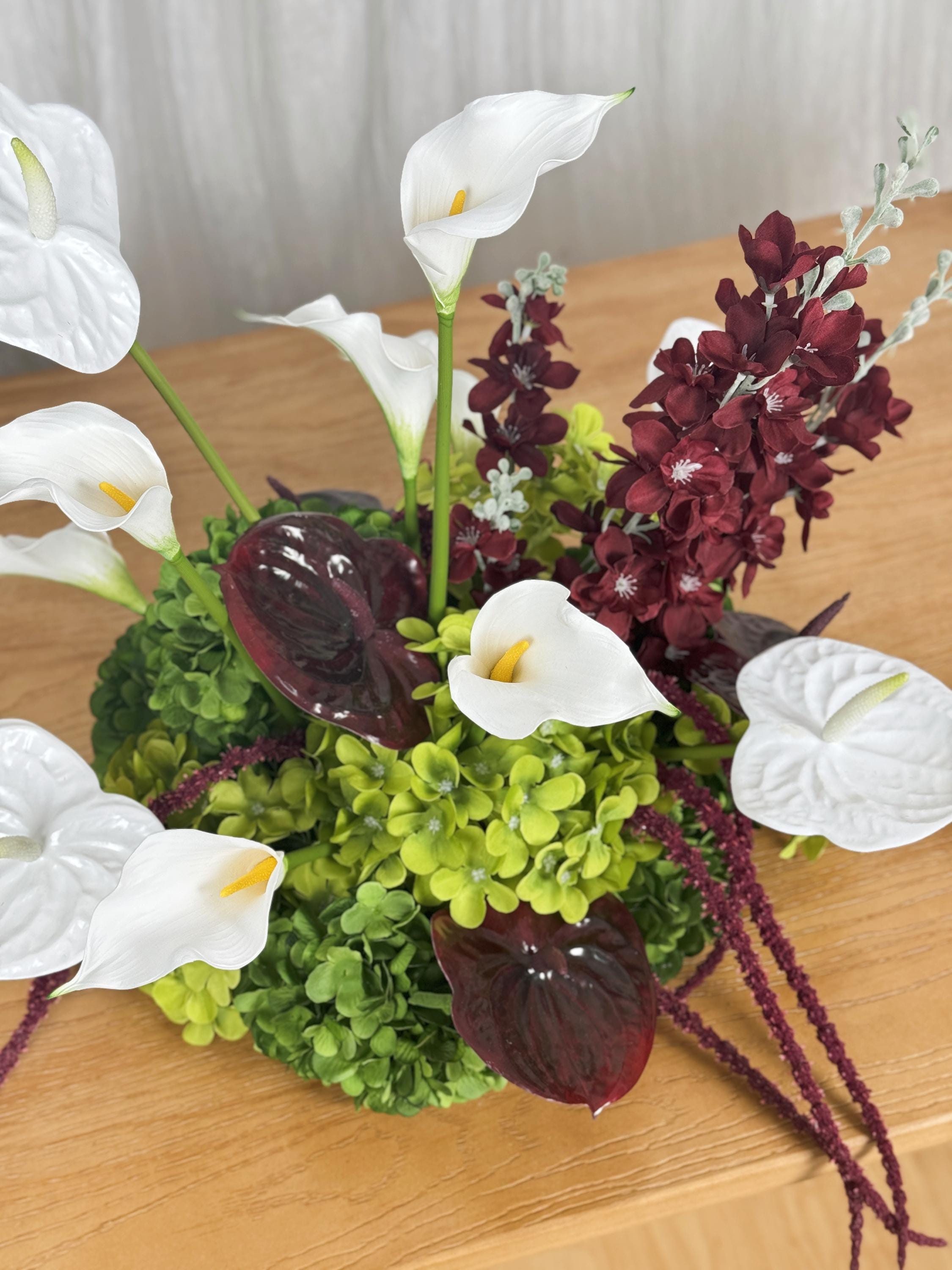 Calla Lily Anthurium Centerpiece, Burgundy Tropical Wedding Table Flowers, Summer Wedding Head Table Decor.